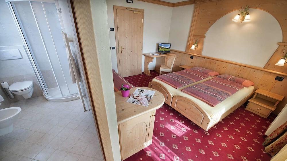 Hotel Champagne Ливиньо Экстерьер фото