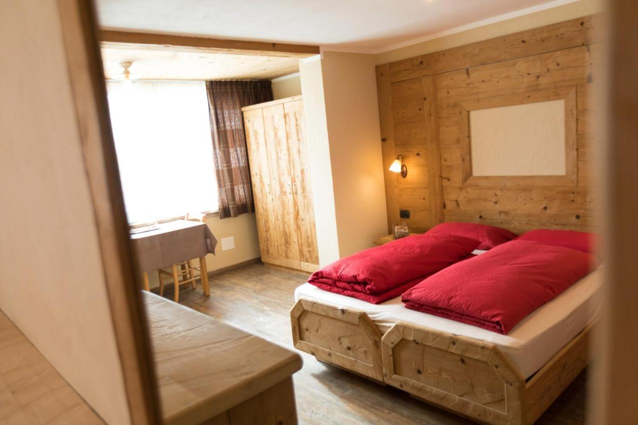 Hotel Champagne Ливиньо Экстерьер фото