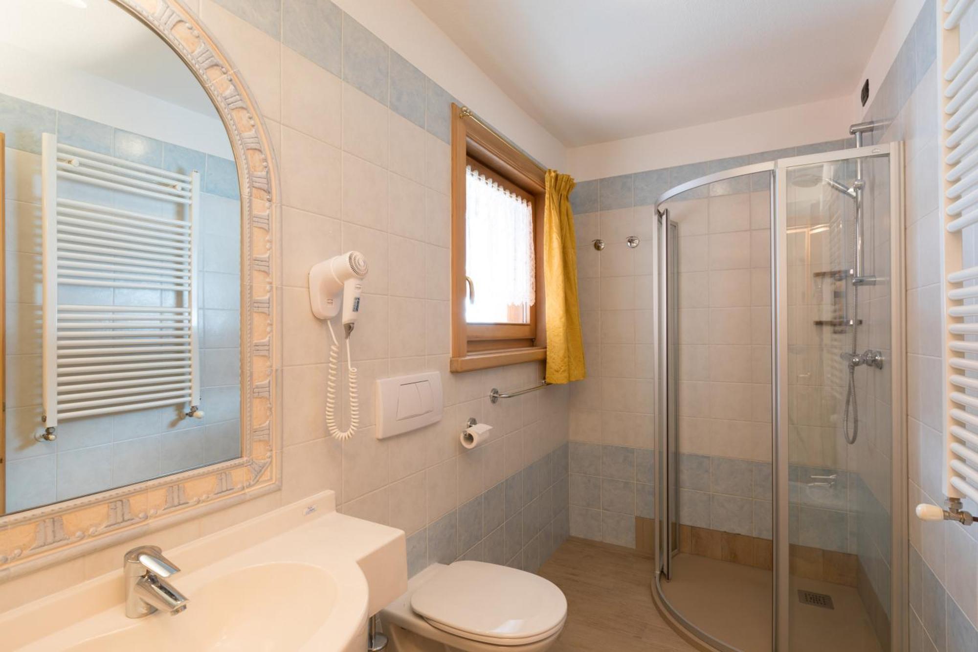 Hotel Champagne Ливиньо Экстерьер фото