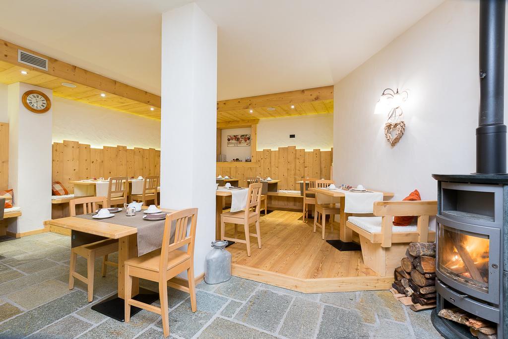 Hotel Champagne Ливиньо Экстерьер фото